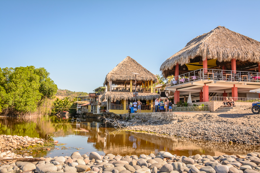 El Tunco Beach in El Salvador