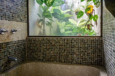 My private bathroom. Airbnb accommodation in Escazu, Costa Rica